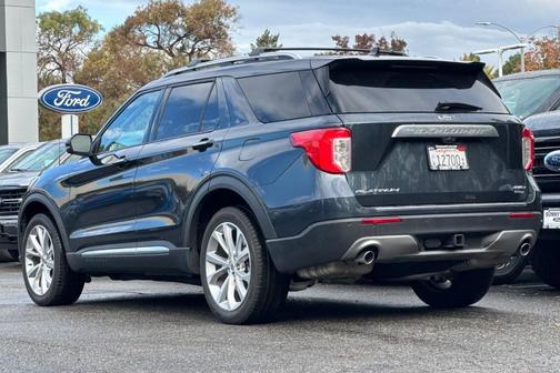2022 Ford Explorer Platinum