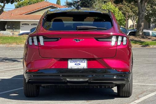 2025 Ford Mustang Mach-E Premium