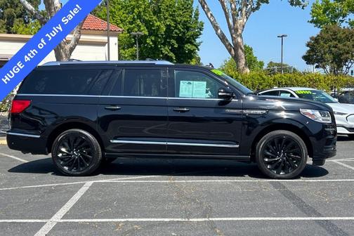 2021 Lincoln Navigator L Reserve