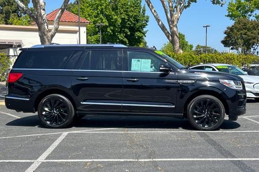 2021 Lincoln Navigator L Reserve