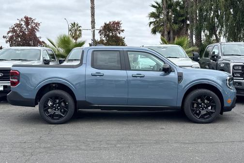 2025 Ford Maverick Lariat