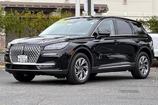 2023 Lincoln Corsair Standard