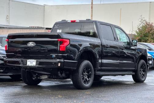 2025 Ford F-150 Lightning XLT