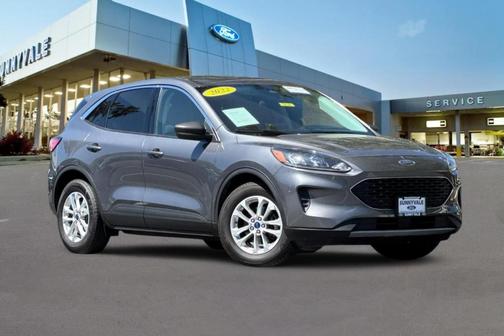 Gray Metallic 2022 Ford Escape SE