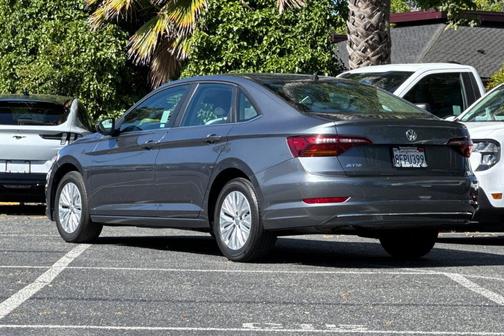 Platinum Gray Metallic 2019 Volkswagen Jetta 1.4T S