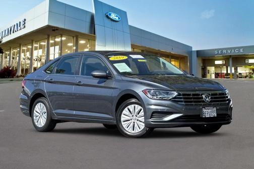 Platinum Gray Metallic 2019 Volkswagen Jetta 1.4T S
