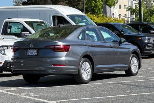 Platinum Gray Metallic 2019 Volkswagen Jetta 1.4T S