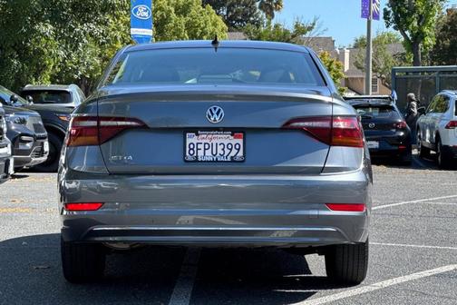 Platinum Gray Metallic 2019 Volkswagen Jetta 1.4T S