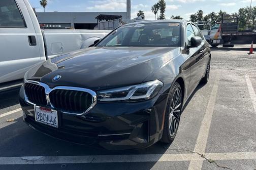2022 BMW 530 i
