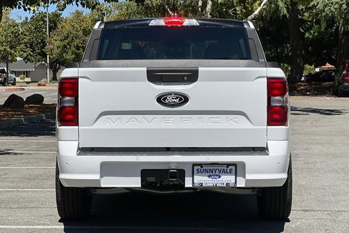 2025 Ford Maverick Lobo Standard