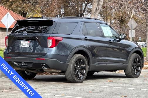 2022 Ford Explorer ST-Line