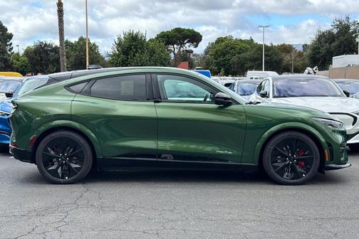 2025 Ford Mustang Mach-E GT