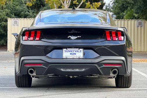 2025 Ford Mustang EcoBoost