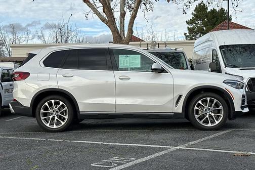 2022 BMW X5 sDrive40i