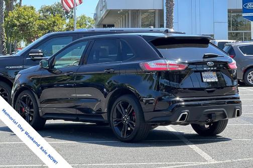 2022 Ford Edge ST