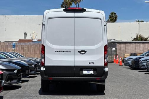 Oxford White 2026 Ford Transit-250 148 WB Medium Roof Cargo