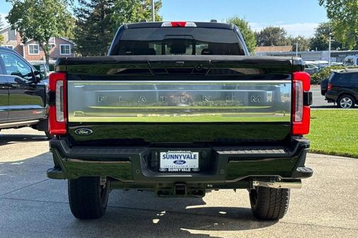 2025 Ford F-350 Platinum