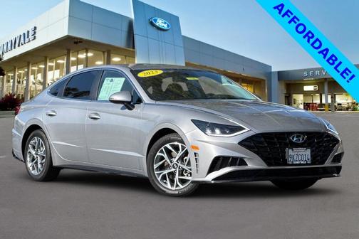 2023 Hyundai SONATA SEL