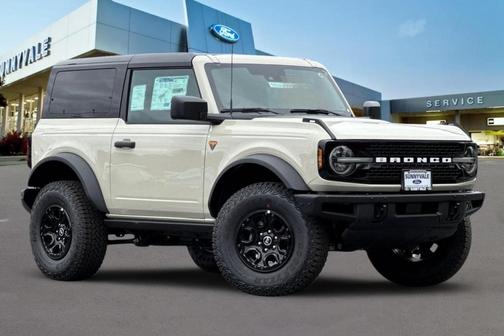 Desert Sand 2026 Ford Bronco Badlands