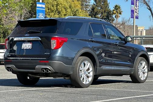 2022 Ford Explorer Platinum