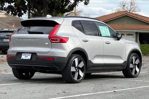 2023 Volvo XC40 Recharge Pure Electric Twin Ultimate