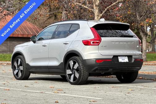2023 Volvo XC40 Recharge Pure Electric Twin Ultimate