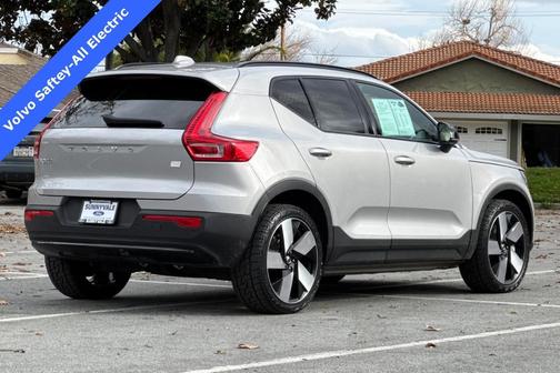 2023 Volvo XC40 Recharge Pure Electric Twin Ultimate