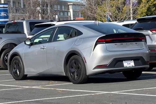2024 Toyota Prius LE