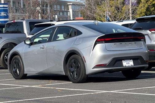 2024 Toyota Prius LE