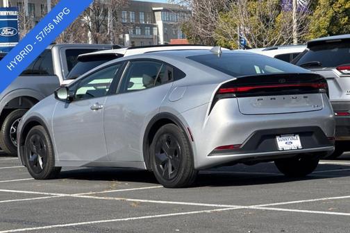 2024 Toyota Prius LE