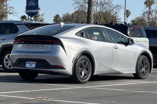 2024 Toyota Prius LE