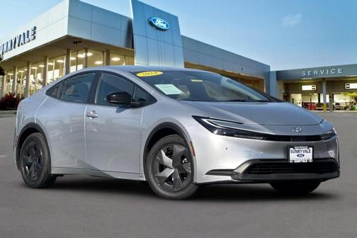 2024 Toyota Prius LE