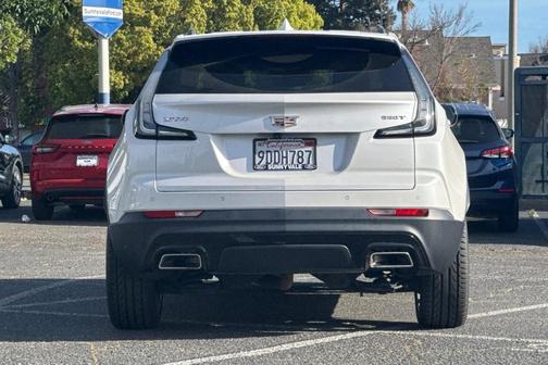 2023 Cadillac XT4 Sport