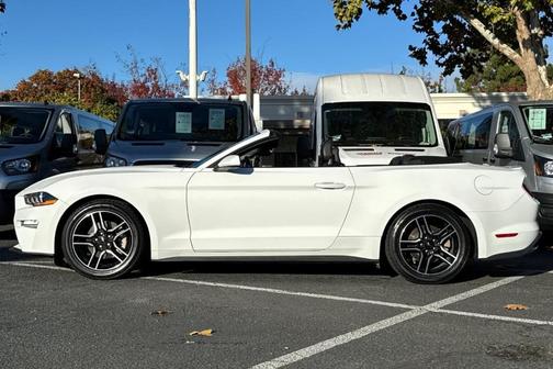 2023 Ford Mustang EcoBoost Premium