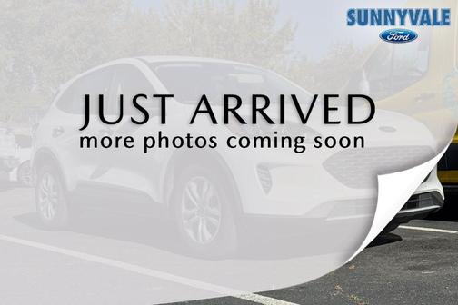 Oxford White 2022 Ford Escape S
