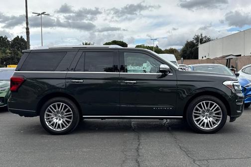 2022 Ford Expedition Platinum