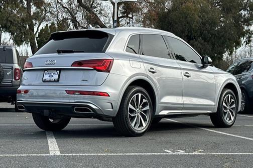 2023 Audi Q5 45 S line quattro Premium