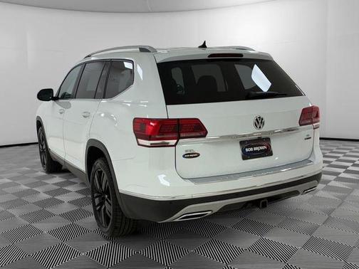 Pure White 2019 Volkswagen Atlas 3.6L SEL