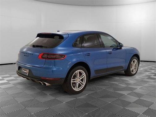 2016 Porsche Macan S