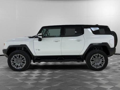 White 2024 GMC HUMMER EV SUV 3X