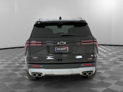 Mosaic Black Metallic 2024 Chevrolet Traverse Z71