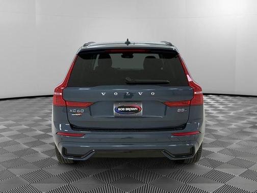 2024 Volvo XC60 B5 Core