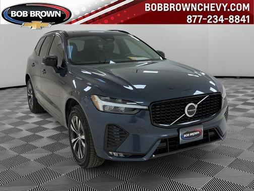 Blue 2024 Volvo XC60 B5 Core
