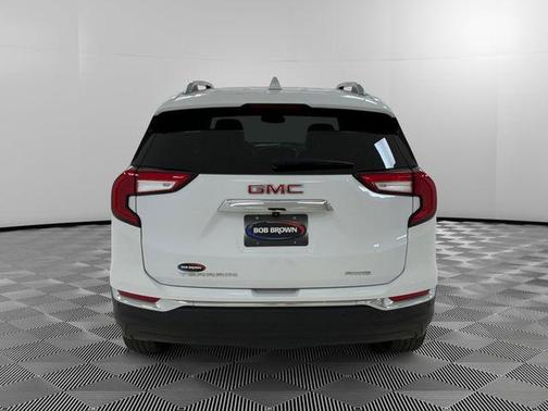 White 2023 GMC Terrain SLT