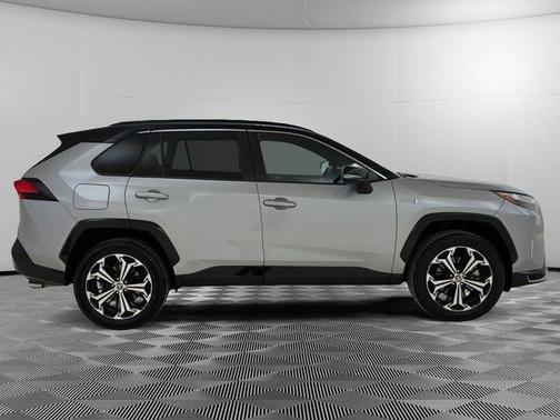 2022 Toyota RAV4 Prime XSE