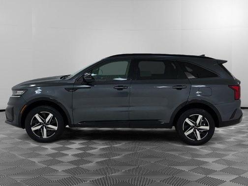 Gray 2021 Kia Sorento EX