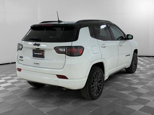 2022 Jeep Compass Altitude