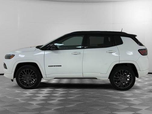 2022 Jeep Compass Altitude