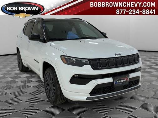 White 2022 Jeep Compass Altitude