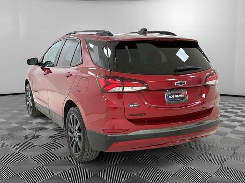 Red 2022 Chevrolet Equinox RS
